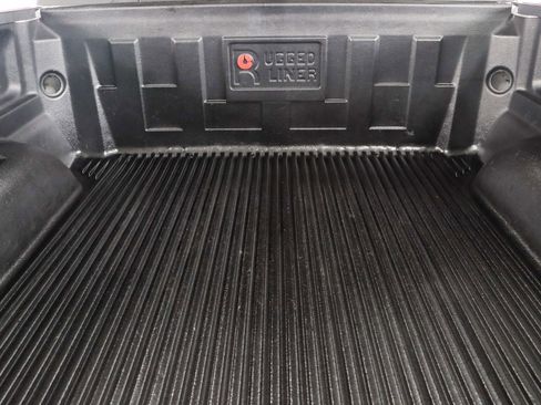 Used 2015 Ford F150 XLT image 28