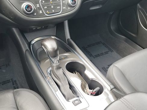 Used 2022 Chevrolet Malibu LT w/ Leather Package FWD image 15