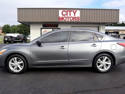 Used 2015 Nissan Altima 2.5 SV image 10