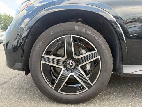 Used 2026 Mercedes-Benz GLC 300 4MATIC image 11