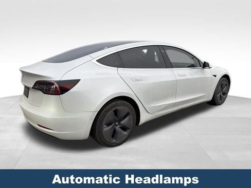Used 2020 Tesla Model 3 Standard Range Plus image 6