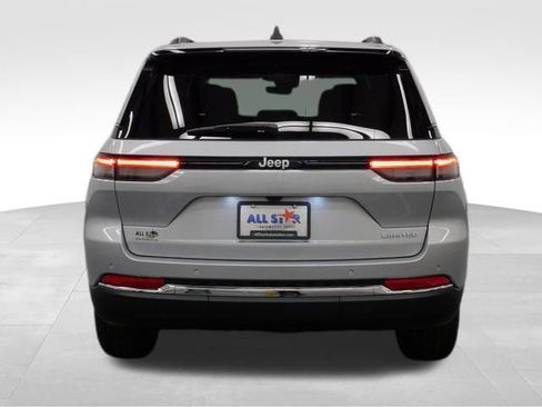 Used 2025 Jeep Grand Cherokee Limited image 9