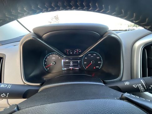 Certified 2018 Chevrolet Colorado LT w/ LT Convenience Package image 11