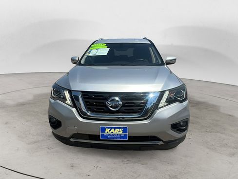Used 2018 Nissan Pathfinder SV AWD/4WD image 2