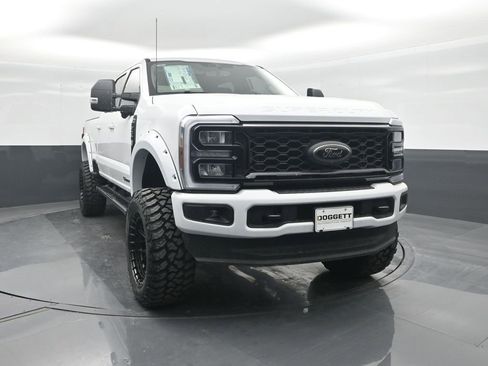 New 2026 Ford F250 XLT w/ XLT Premium Package image 8