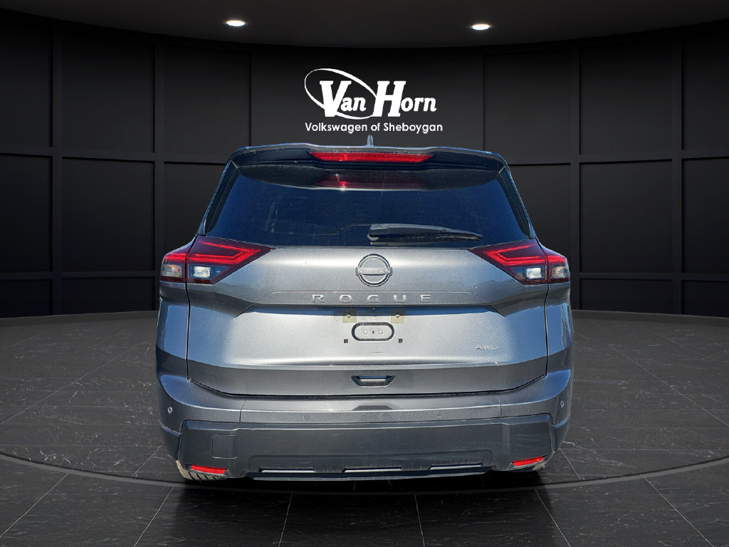 Used 2025 Nissan Rogue SV AWD/4WD image 6
