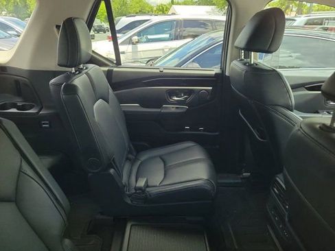 Certified 2024 Honda Pilot EX-L image 3