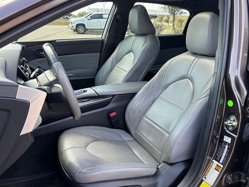 Used 2020 Toyota Avalon Limited w/ Advanced Safety Package FWD image 11