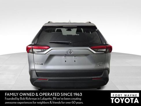 Used 2025 Toyota RAV4 XLE AWD/4WD image 8