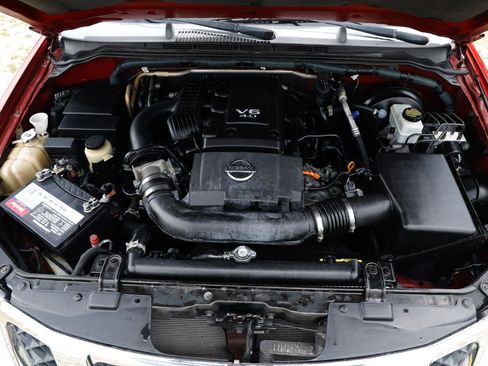Used 2008 Nissan Pathfinder SE RWD image 21