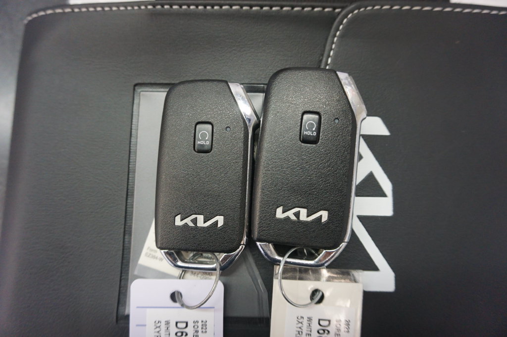 Used 2023 Kia Sorento EX w/ Panoramic Sunroof Package FWD image 20