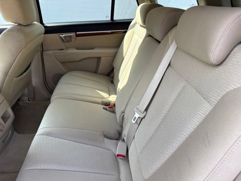 Used 2009 Hyundai Santa Fe GLS FWD image 13