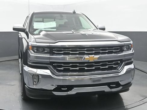 Used 2017 Chevrolet Silverado 1500 LTZ w/ Sport Package AWD/4WD image 8