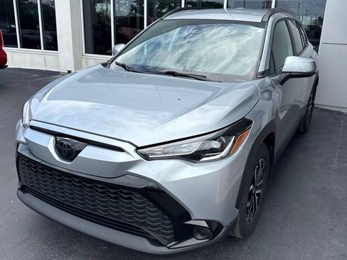Used 2024 Toyota Corolla Cross AWD Hybrid image 1