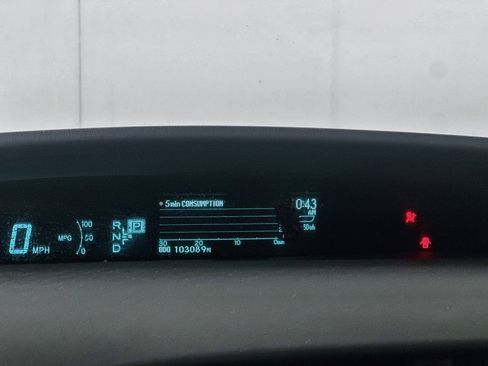 Used 2011 Toyota Prius Three w/ Navigation Pkg FWD image 18