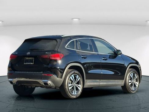 Used 2025 Mercedes-Benz GLA 250 4MATIC image 7