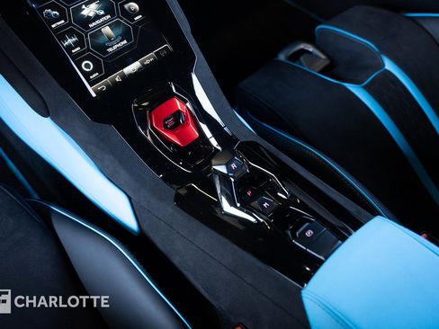 Used 2024 Lamborghini Huracan Tecnica image 26