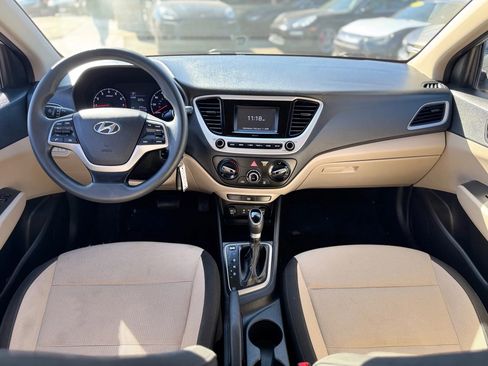 Used 2019 Hyundai Accent SE image 10