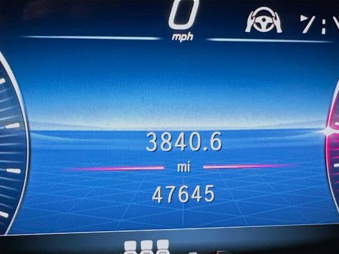 Used 2024 Mercedes-Benz GLE 350 4MATIC w/ 3rd Row Seat Package image 19