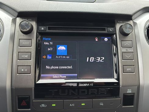 Used 2018 Toyota Tundra SR5 image 19