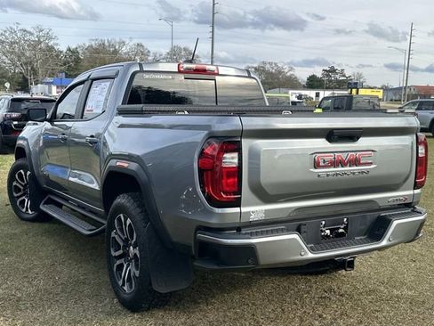 Used 2024 GMC Canyon AT4 w/ Canyon Safety Plus Package image 12