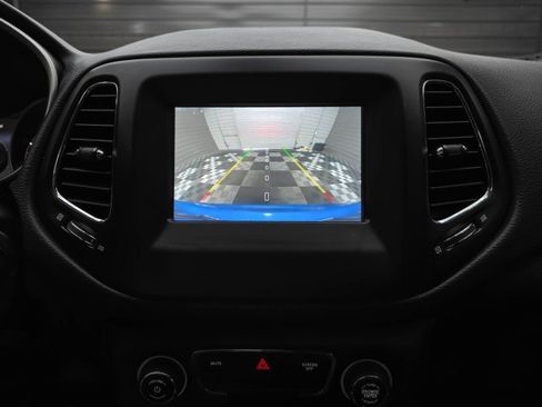 Used 2019 Jeep Compass Latitude w/ Popular Equipment Group AWD/4WD image 25