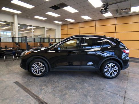 Certified 2022 Ford Escape SEL AWD/4WD image 4