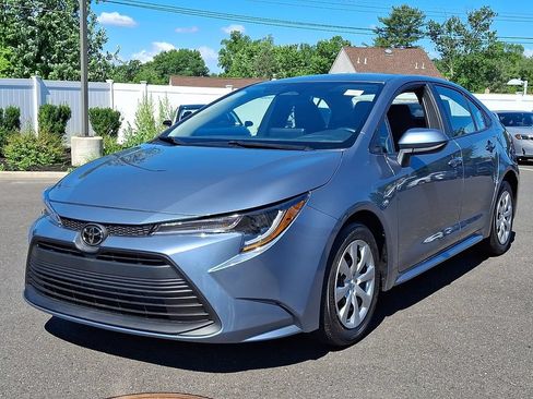 Certified 2024 Toyota Corolla LE FWD image 3