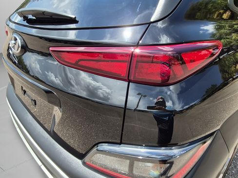 Certified 2022 Hyundai Kona SEL FWD image 32