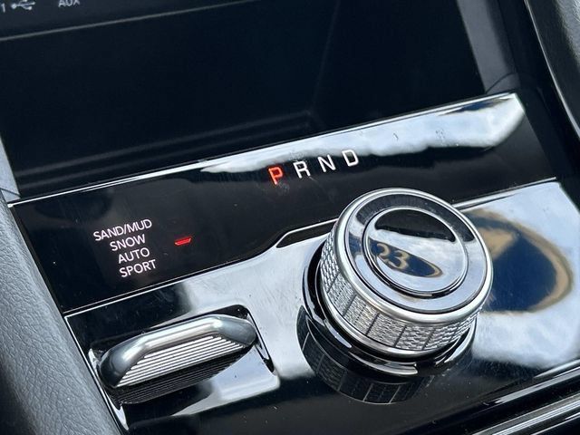Used 2023 Jeep Grand Cherokee Limited AWD/4WD image 26
