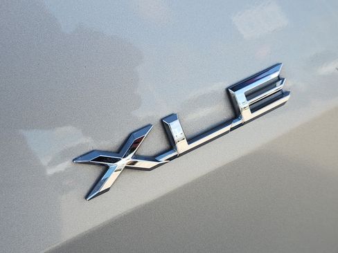 Used 2025 Toyota Grand Highlander AWD Hybrid image 12