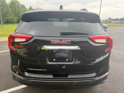 Used 2024 GMC Terrain SLE w/ Driver Convenience Package FWD image 6