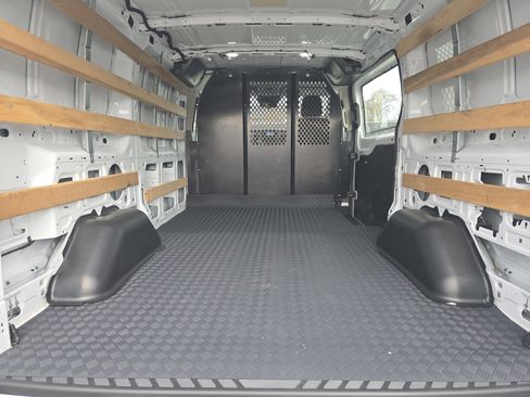 Used 2024 Ford Transit 250 T-250 130 Low Rf 9070 GVWR RWD w/ Exterior Upgrade Package image 10