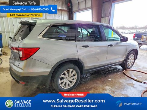 Used 2019 Honda Pilot LX image 4