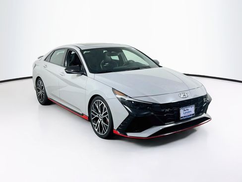 Used 2023 Hyundai Elantra N FWD image 3