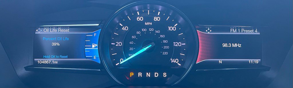 Used 2017 Ford Explorer XLT w/ Equipment Group 202A FWD image 18