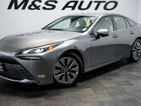Used 2023 Toyota Mirai w/ Advanced Technology Package RWD image 2