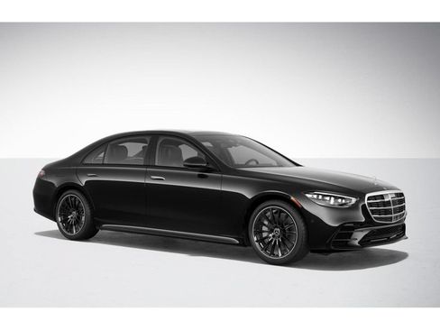 Used 2025 Mercedes-Benz S 580e 4MATIC Sedan image 12