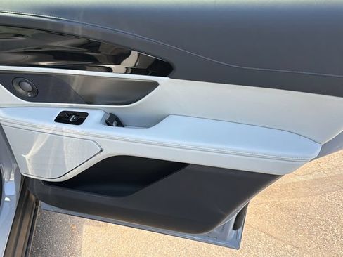 New 2026 Lincoln Nautilus Reserve w/ Jet Appearance Package AWD/4WD image 17