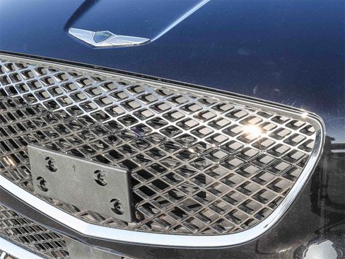 Used 2023 Genesis GV70 2.5T image 11