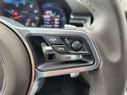 Used 2021 Porsche Macan AWD/4WD image 28
