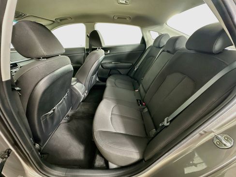 Used 2018 Kia Optima LX FWD image 26