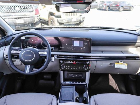 New 2026 Hyundai Tucson Limited AWD/4WD image 17