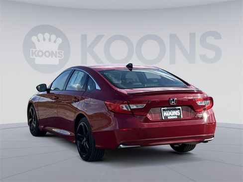 Used 2022 Honda Accord Sport image 4