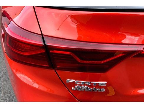Used 2021 Kia Forte GT-Line FWD image 30
