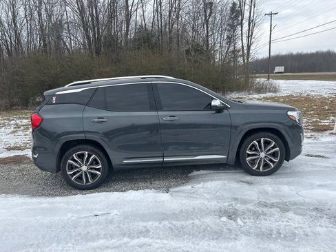 Used 2019 GMC Terrain Denali w/ Driver Alert Package II image 6