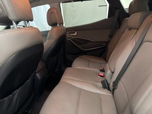 Used 2017 Hyundai Santa Fe Sport FWD image 18