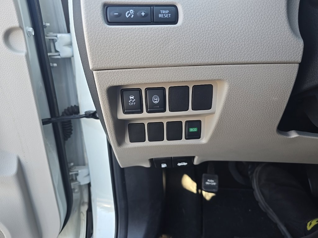 Used 2019 Nissan Rogue Sport SV FWD image 9