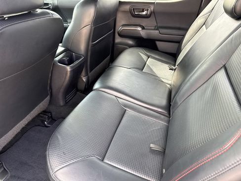 Used 2017 Toyota Tacoma TRD Pro AWD/4WD image 16