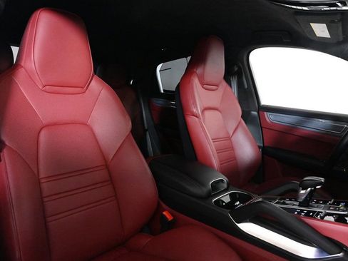Certified 2023 Porsche Cayenne Turbo GT image 19